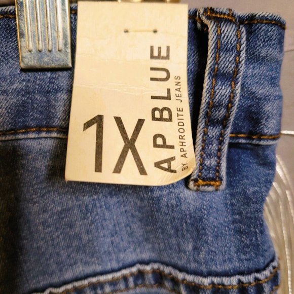 NWT AP Blue by Aphrodite Jeans with White Fringe Size 1X - Picture 11 of 12